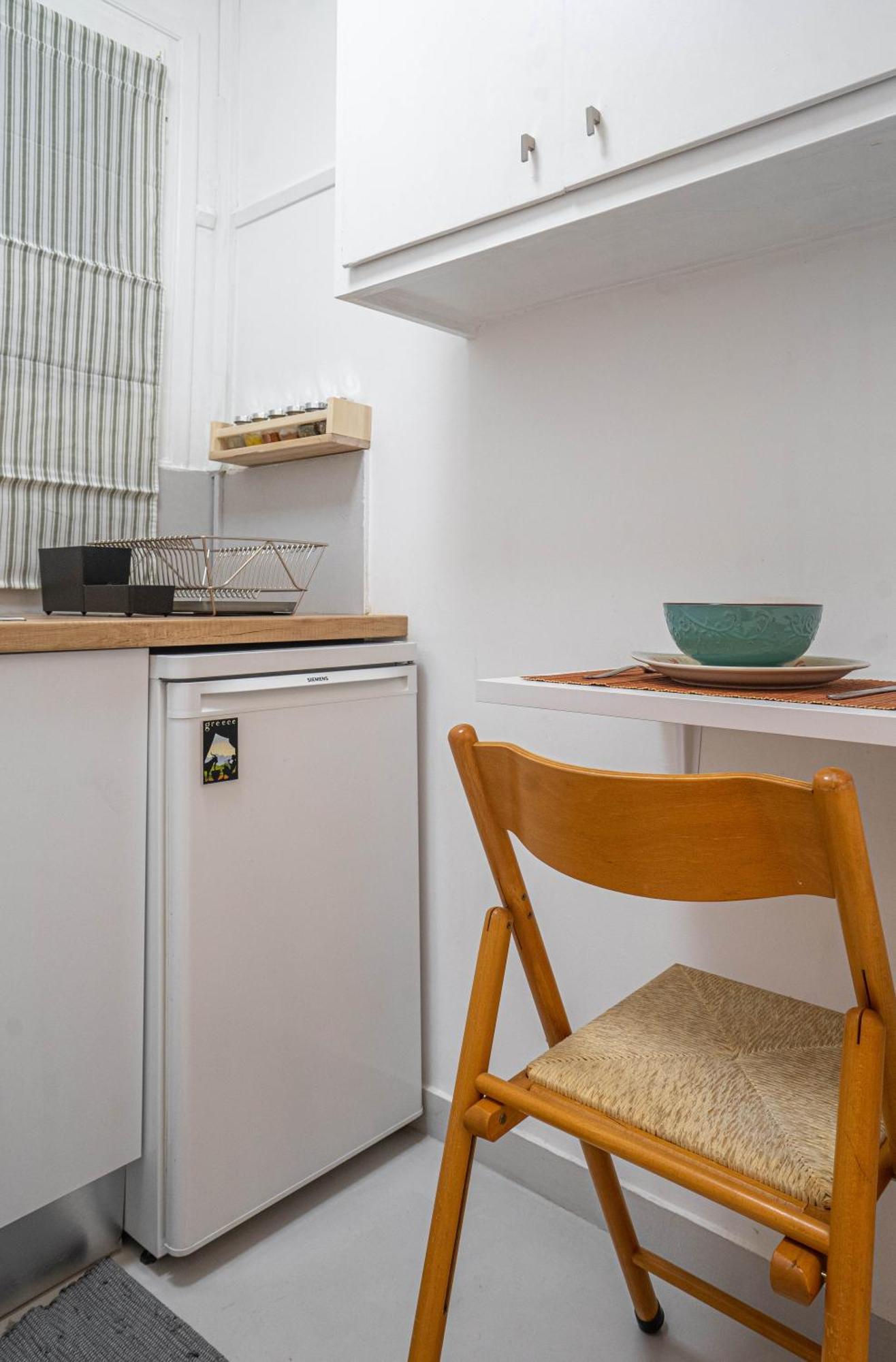 Lovely Studio In Likavitos Hill 雅典 外观 照片